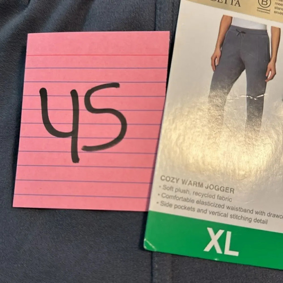 Mondettaâ
WomensââFleece Joggers NWTâX-Large - Picture 8 of 8
